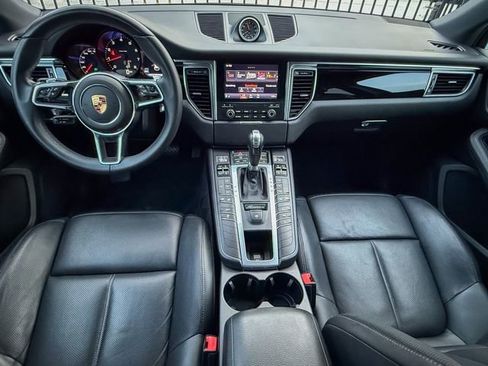 Used 2017 Porsche Macan AWD/4WD image 13