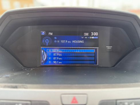 Used 2017 Honda Odyssey EX-L image 36