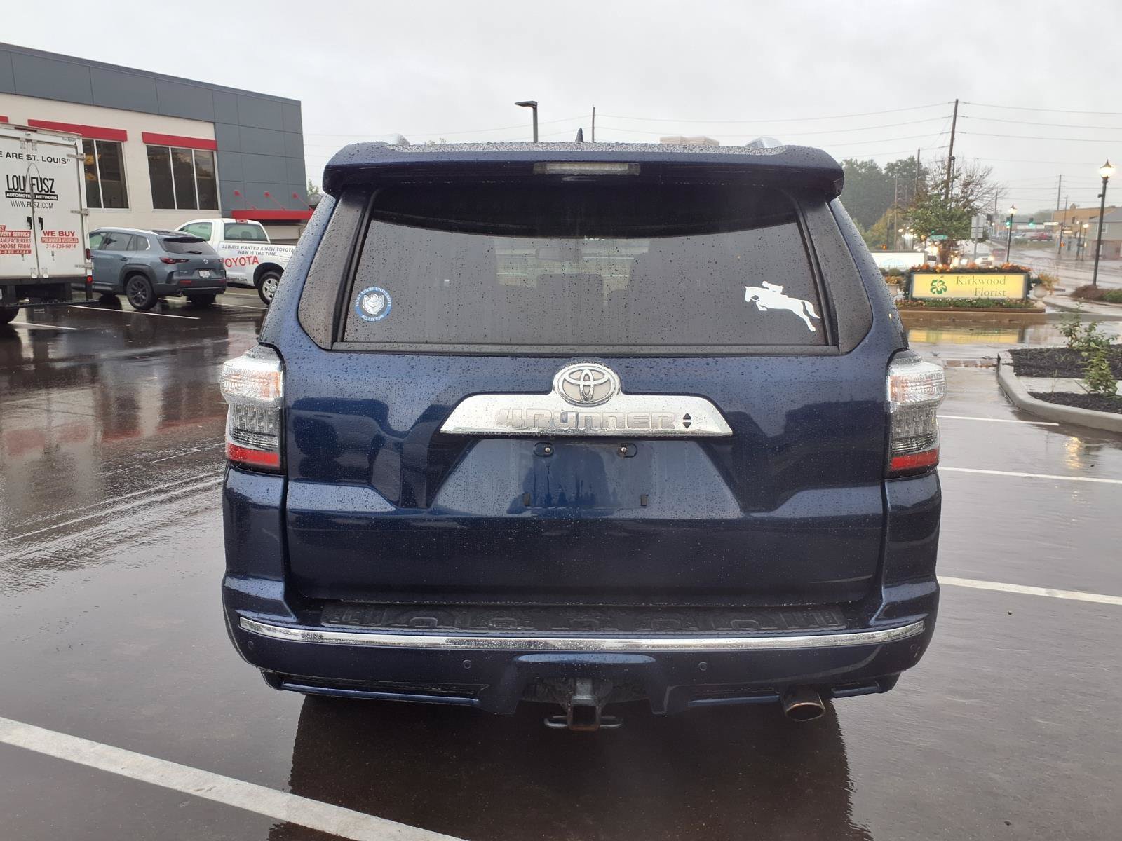 Used 2018 Toyota 4Runner Limited w/ Convenience Package AWD/4WD image 25
