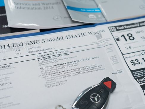 Used 2014 Mercedes-Benz E 63 AMG S-Model w/ Driver Assistance Package image 62