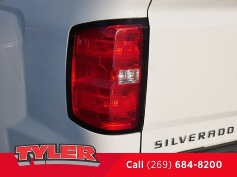 Used 2017 Chevrolet Silverado 1500 W/T w/ WT Convenience Package RWD image 12