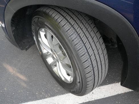 Used 2020 Hyundai Santa Fe SE image 20