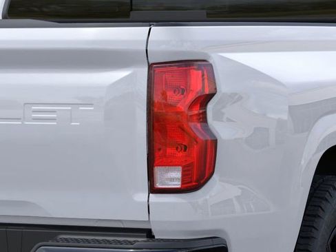 New 2026 Chevrolet Colorado W/T w/ WT Custom Package RWD image 11