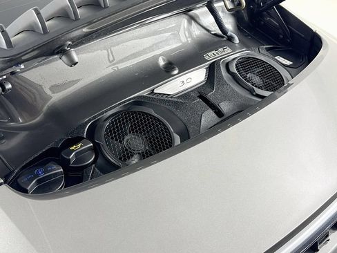 Used 2021 Porsche 911 Carrera image 30