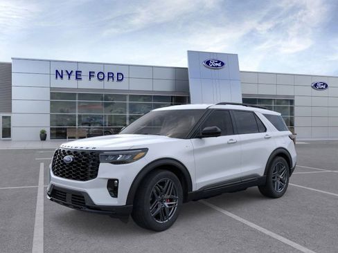 New 2026 Ford Explorer ST-Line w/ ST-Line Street Pack image 2