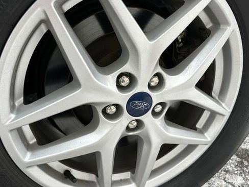 Used 2022 Ford Edge SEL w/ Convenience Package image 26