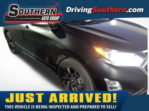 Used 2019 Chevrolet Equinox LT image 1