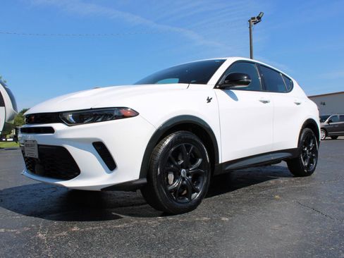 Used 2024 Dodge Hornet R/T w/ R/T Blacktop Package AWD/4WD image 11