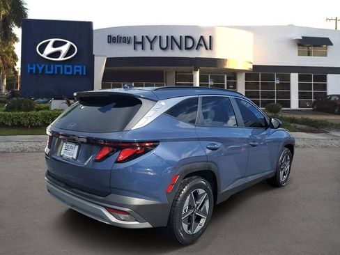 Certified 2025 Hyundai Tucson SEL FWD image 6
