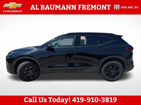 Used 2025 Chevrolet Blazer LT w/ Convenience Package FWD image 3