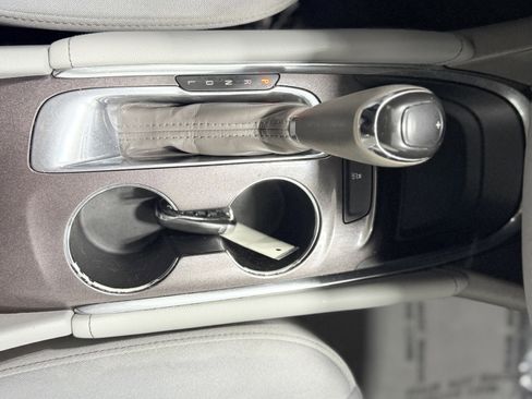 Used 2018 Chevrolet Malibu LT image 21