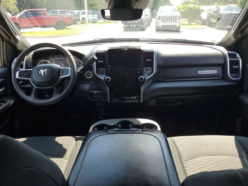 Used 2025 RAM 2500 Big Horn AWD/4WD image 12