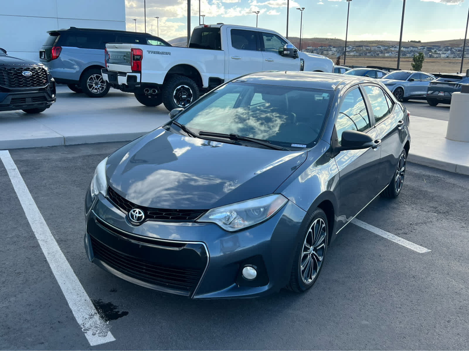 Used 2014 Toyota Corolla S FWD image 2