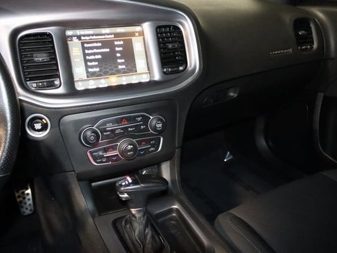 Used 2022 Dodge Charger R/T w/ Blacktop Package image 54