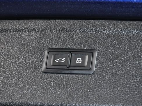 Used 2018 Audi SQ5 Premium Plus w/ Navigation Package image 73