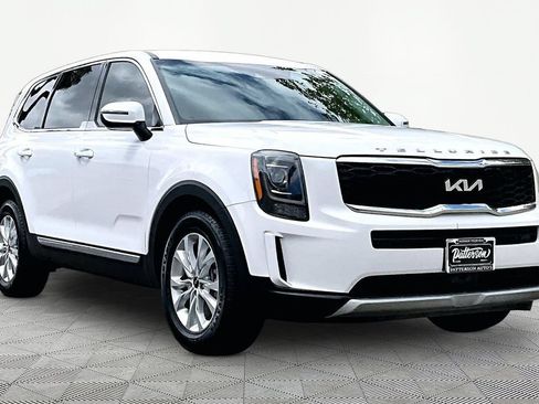 Certified 2022 Kia Telluride LX FWD image 5