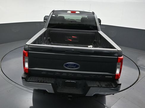 Used 2019 Ford F250 XLT w/ Snow Plow Prep Package image 18