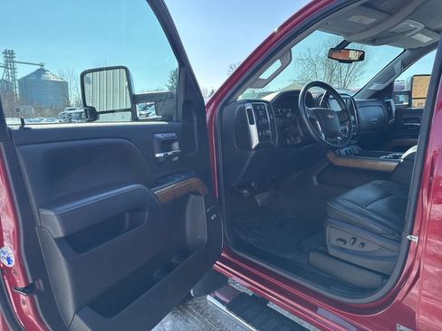 Used 2019 Chevrolet Silverado 2500 LTZ w/ Duramax Plus Package image 9