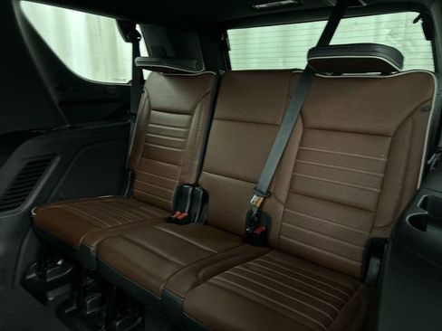 Used 2023 GMC Yukon Denali Ultimate AWD/4WD image 28
