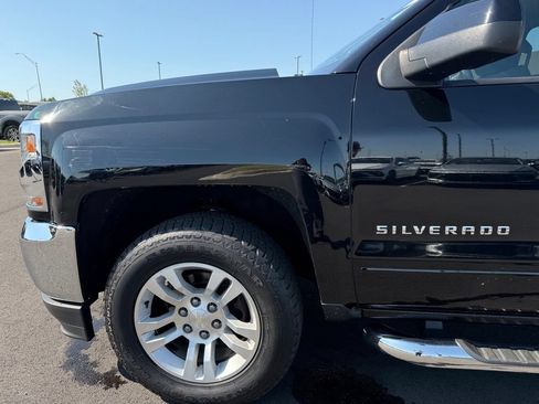 Used 2017 Chevrolet Silverado 1500 LT w/ All Star Edition AWD/4WD image 30