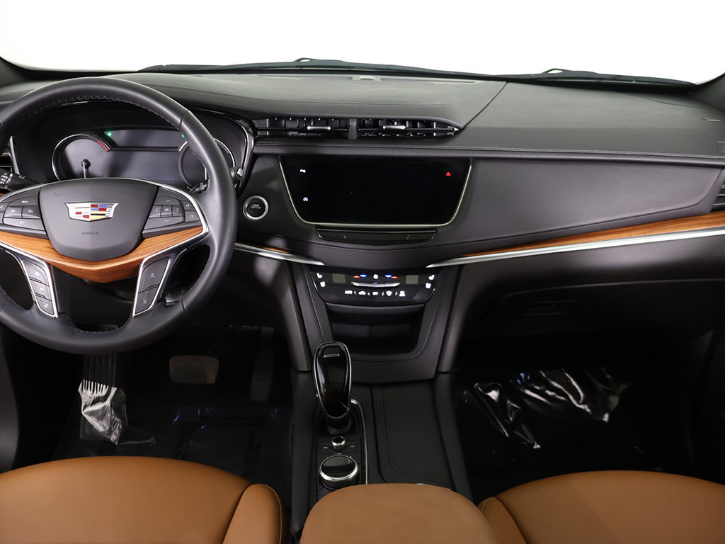 Used 2025 Cadillac XT5 Premium Luxury w/ LPO, Floor Liner Package AWD/4WD image 42