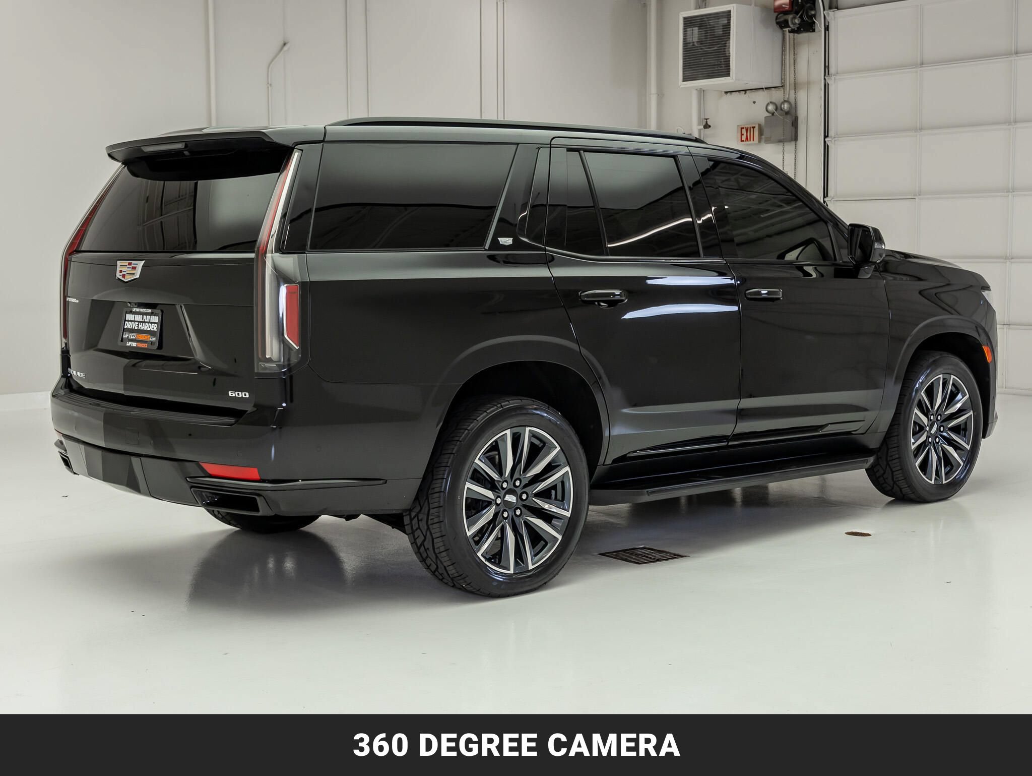Used 2023 Cadillac Escalade Sport AWD/4WD image 9