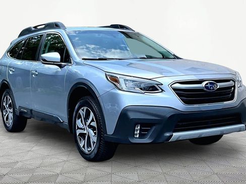 Used 2022 Subaru Outback Limited AWD/4WD image 3