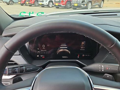 Used 2025 GMC Acadia Elevation image 14