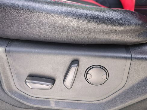 Used 2020 Ford F150 Lariat w/ Equipment Group 502A Luxury image 24