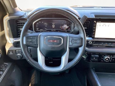 Used 2024 GMC Sierra 2500 SLT w/ SLT Premium Package image 8