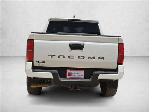 Used 2024 Toyota Tacoma TRD Sport AWD/4WD image 6