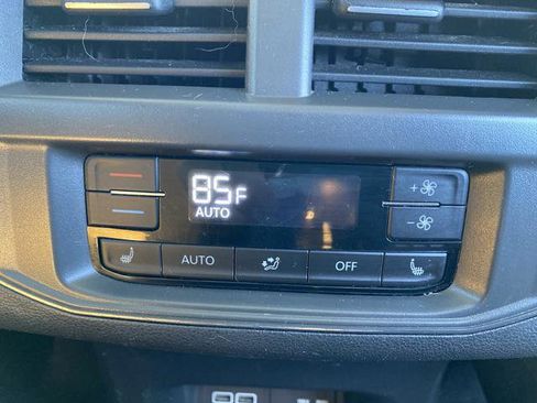 Used 2019 Volkswagen Atlas SEL Premium image 39