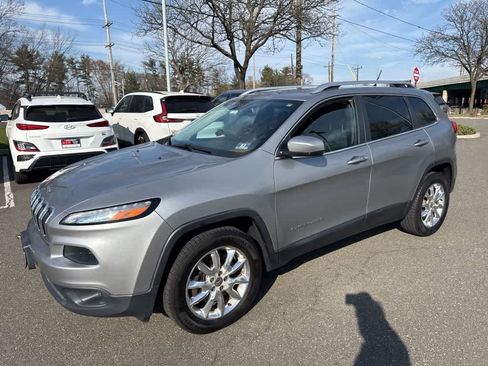 Used 2015 Jeep Cherokee Limited image 1