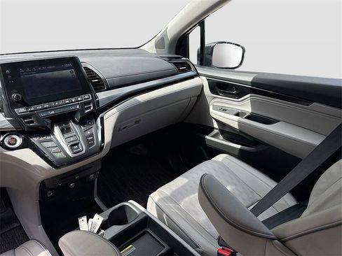 Used 2022 Honda Odyssey Elite image 24