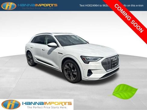 Used 2023 Audi e-tron Premium Plus w/ Premium Plus Package AWD/4WD image 1