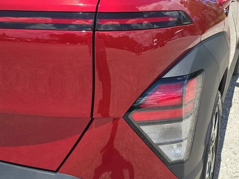 Used 2024 Hyundai Kona SEL FWD image 8