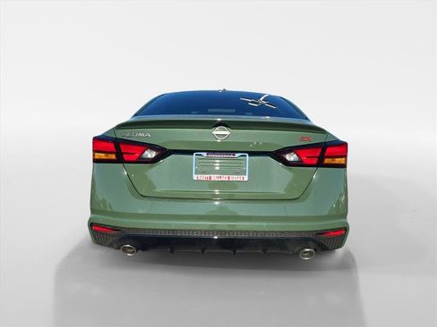 New 2025 Nissan Altima 2.5 SR image 5