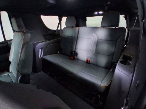 New 2026 GMC Yukon XL AT4 w/ AT4 Premium Plus Package AWD/4WD image 11