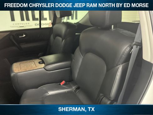 Used 2023 Nissan Armada SL w/ Captain's Chairs Package image 8