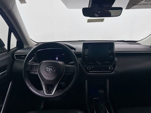 Certified 2022 Toyota Corolla Cross XLE image 20