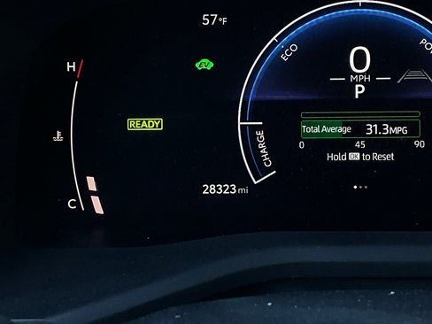 Used 2025 Toyota Camry LE image 37