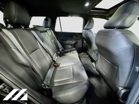 Used 2026 Subaru Outback Premium AWD/4WD image 30