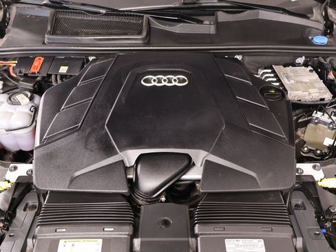 Used 2021 Audi Q7 3.0T Prestige w/ Prestige Package image 21