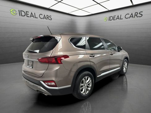Used 2020 Hyundai Santa Fe SE FWD image 5