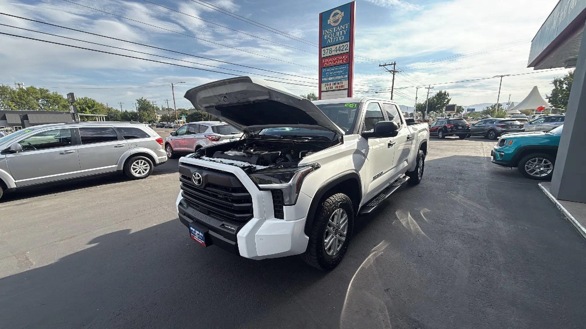 Used 2024 Toyota Tundra SR5 w/ SR5 Convenience Package AWD/4WD image 10