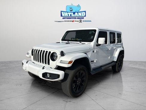 Certified 2021 Jeep Wrangler Unlimited Sahara AWD/4WD image 32