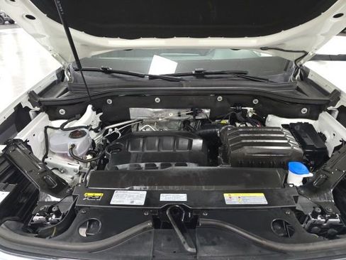Used 2025 Volkswagen Atlas SE FWD image 22