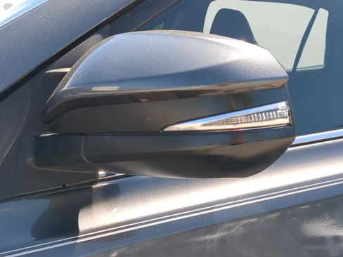 Used 2016 Toyota RAV4 Limited image 34