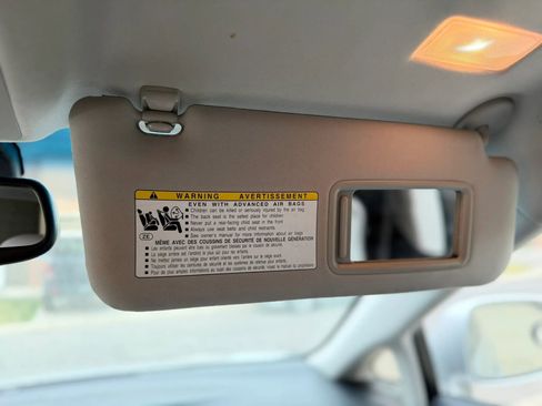 Used 2013 Lexus RX 450h AWD w/ Navigation Pkg image 28