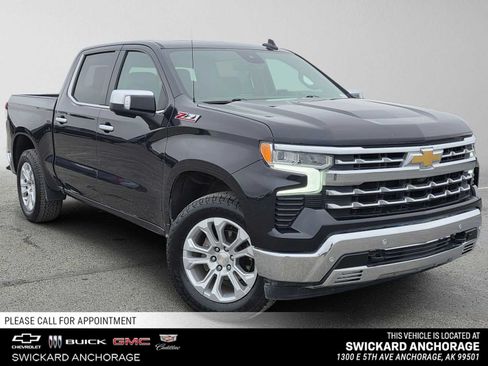 Used 2022 Chevrolet Silverado 1500 LTZ AWD/4WD image 1